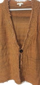 Vest. Plus size, brown, one button front closure